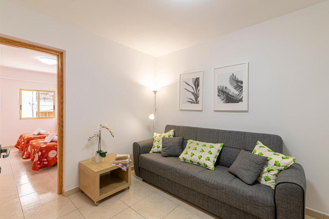 أرونا Apartamentos En El Centro De Los Cristianos المظهر الخارجي الصورة