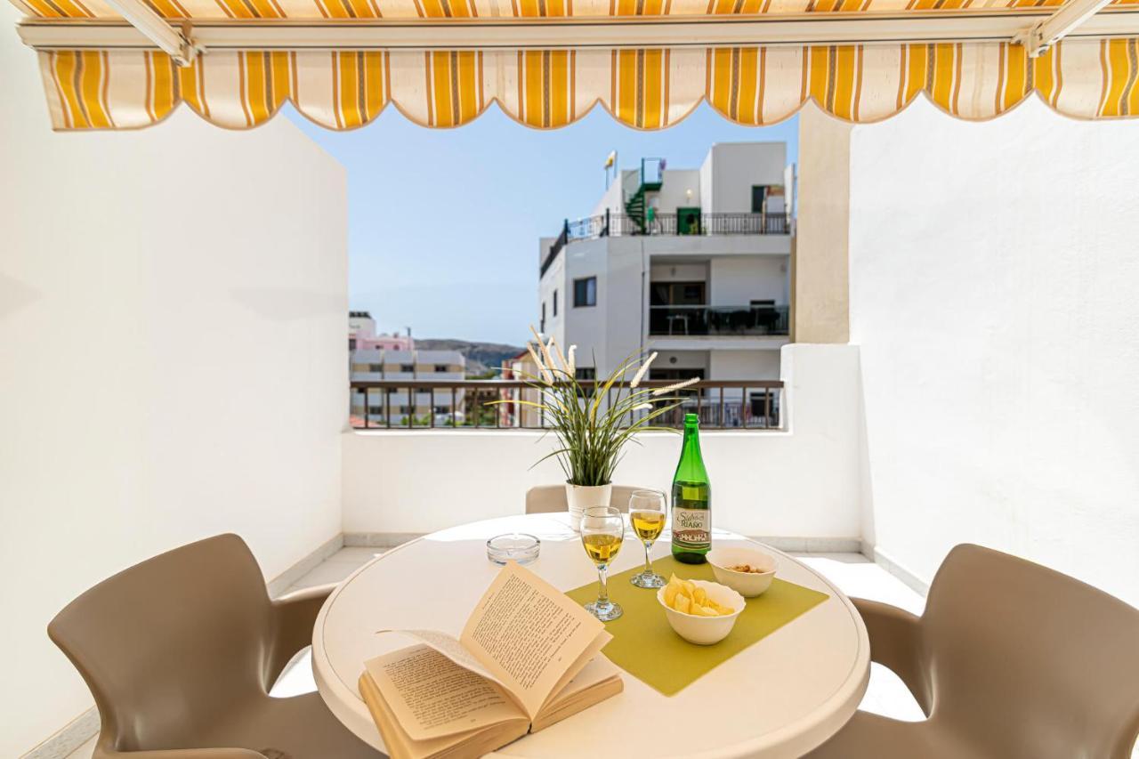 أرونا Apartamentos En El Centro De Los Cristianos المظهر الخارجي الصورة