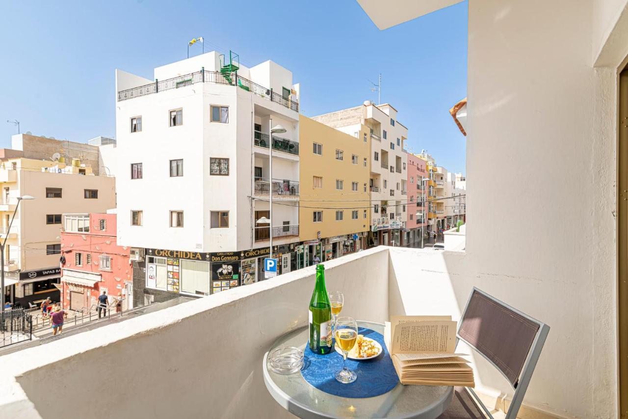 أرونا Apartamentos En El Centro De Los Cristianos المظهر الخارجي الصورة