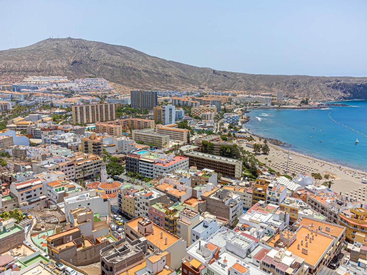 أرونا Apartamentos En El Centro De Los Cristianos المظهر الخارجي الصورة
