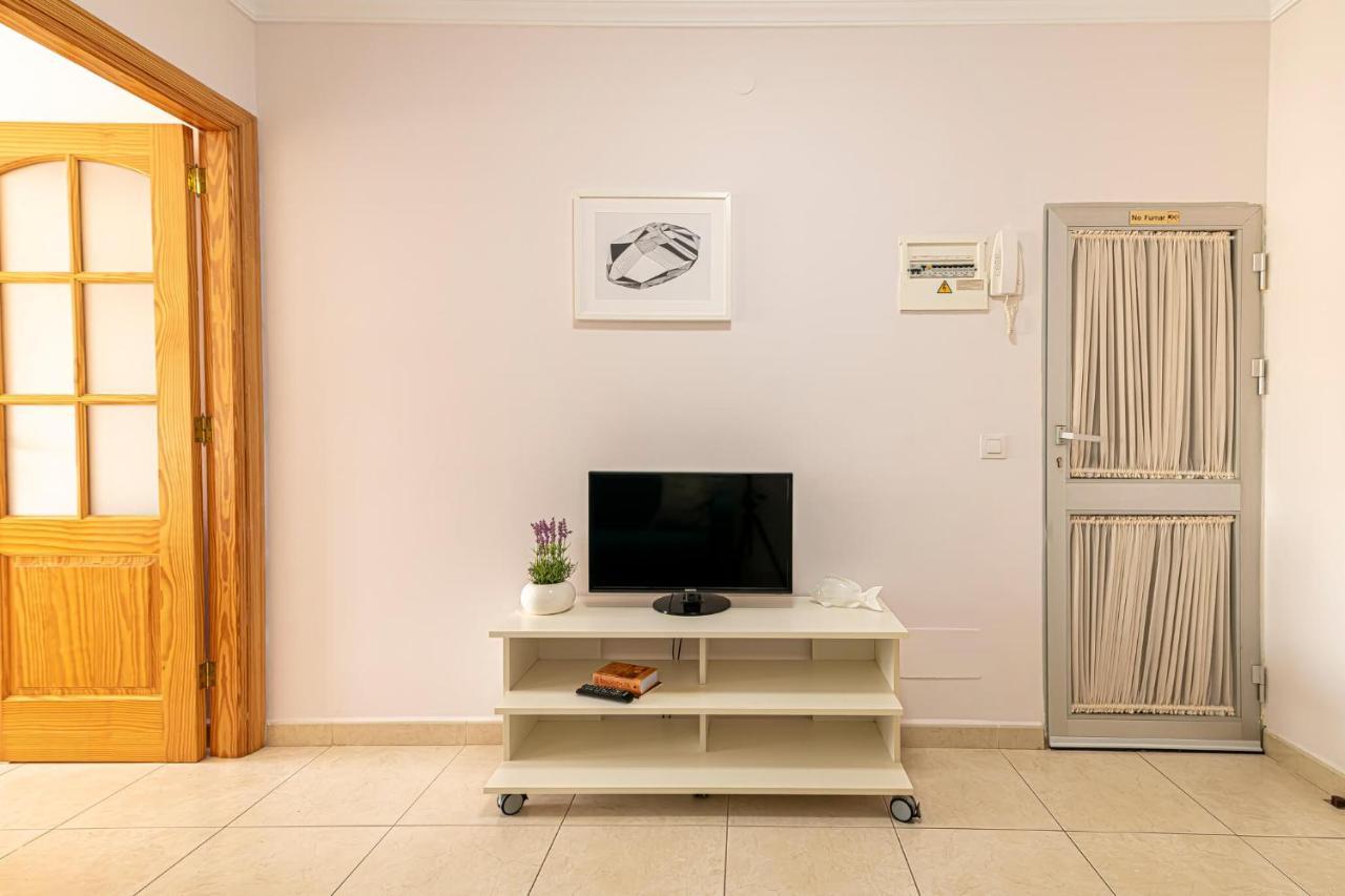 أرونا Apartamentos En El Centro De Los Cristianos المظهر الخارجي الصورة
