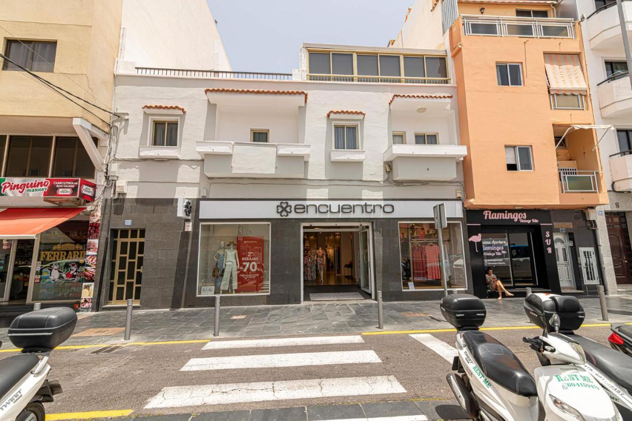 أرونا Apartamentos En El Centro De Los Cristianos المظهر الخارجي الصورة