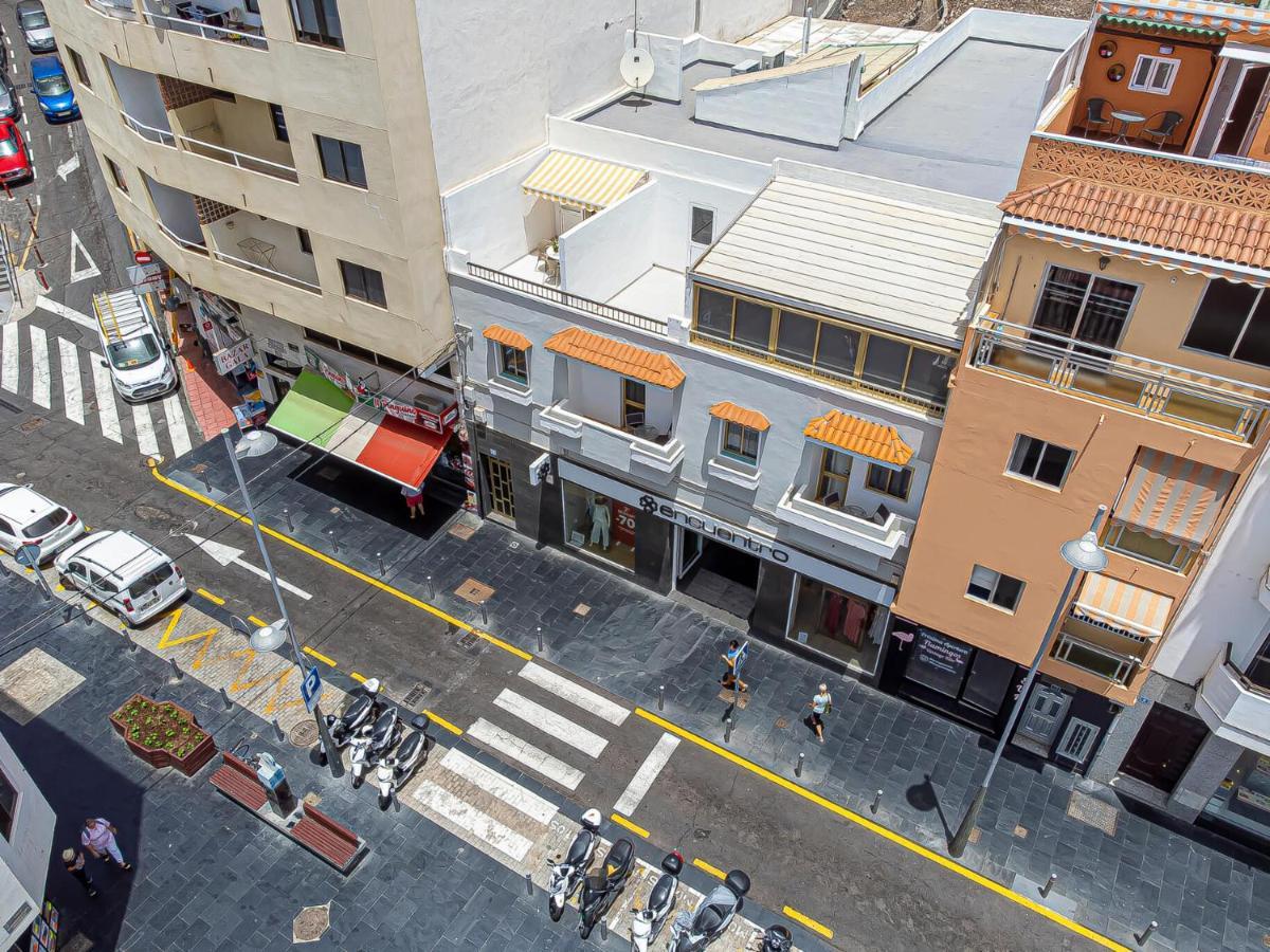 أرونا Apartamentos En El Centro De Los Cristianos المظهر الخارجي الصورة